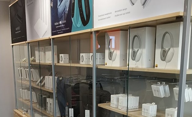 Photo of mi Official Store