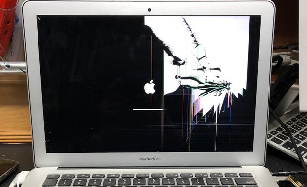 Photo of Techtronics iPhone Laptop and Macbook Repair
