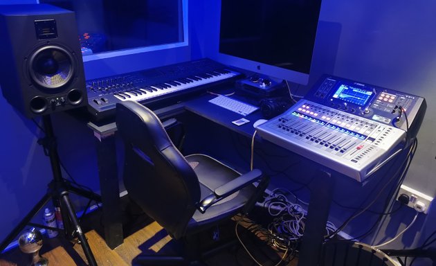 Photo of We-Link Studios, W4