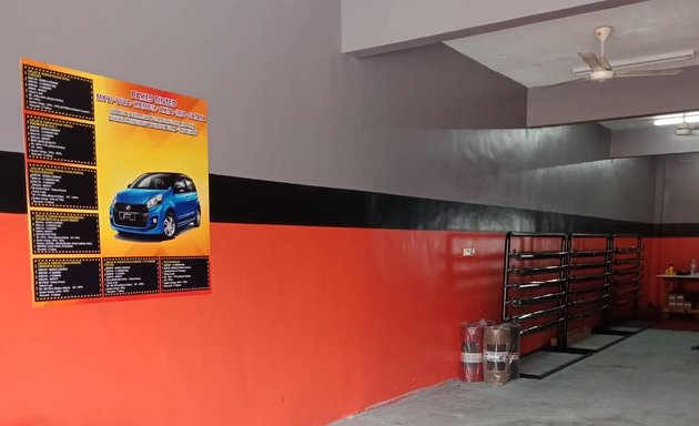 Photo of SMARTCOOL TINT by H&Q Resources