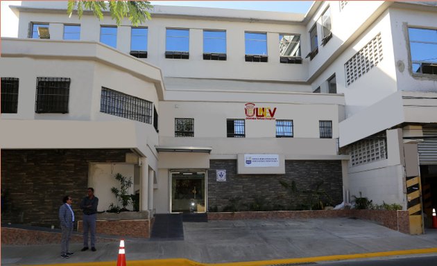 Foto de Centro De Odontologia Pediatrica y Familiar Dr. F. Garcia-Godoy