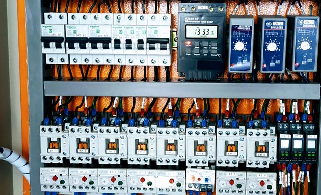 Foto de ELECTRISUM Electricista Valle De Los Chillos