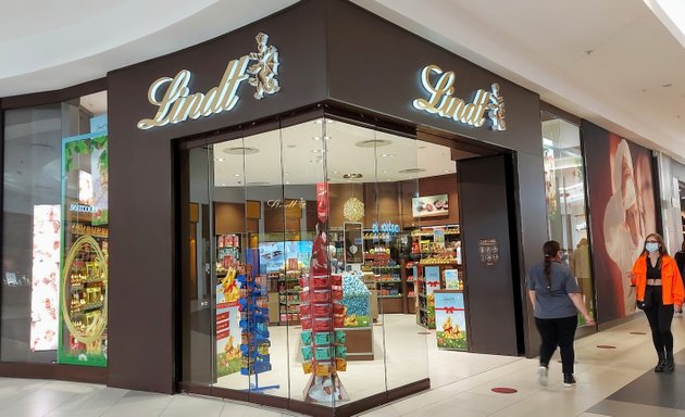 Photo of Lindt Chocolate Boutique - Tyger Valley Centre