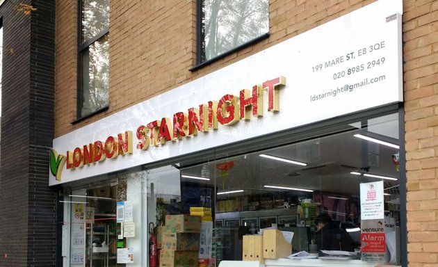 Photo of London Starnight Supermarket.