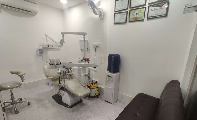 Photo of Orthosquare Dental Clinic Mulund West.