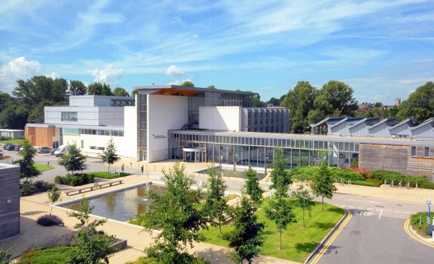 Photo of University of Gloucestershire, Oxstalls Campus