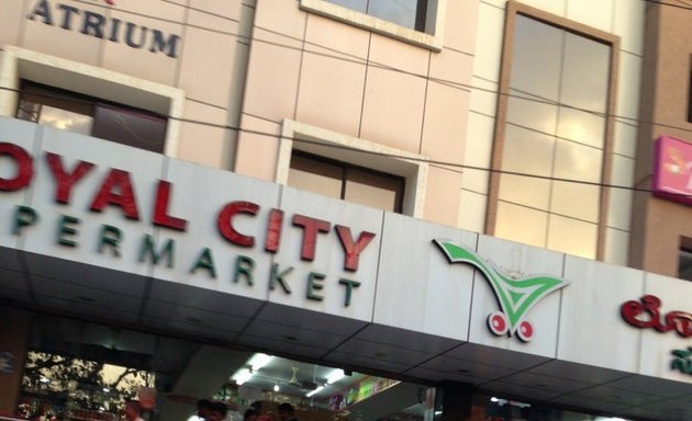 Photo of Loyal City Supermarket