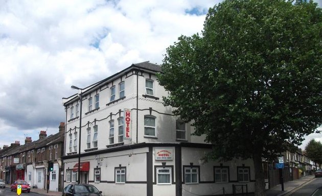 Photo of The Commongate Hotel