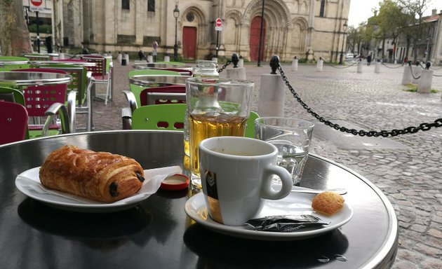 Photo de Café Sainte-Croix