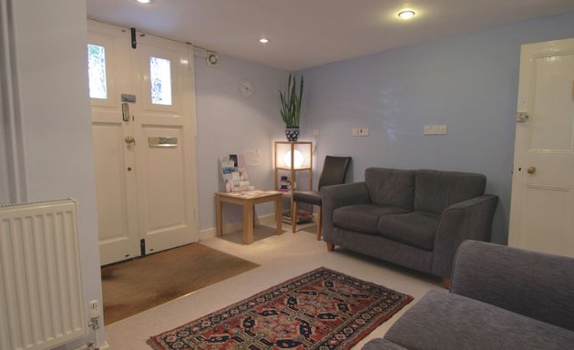 Photo of Sarah Mortimer Hypnotherapy