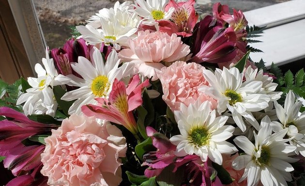 Photo of Canada Flowers - Oakville Florist