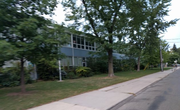 Photo of Palmerston Avenue Junior Public School