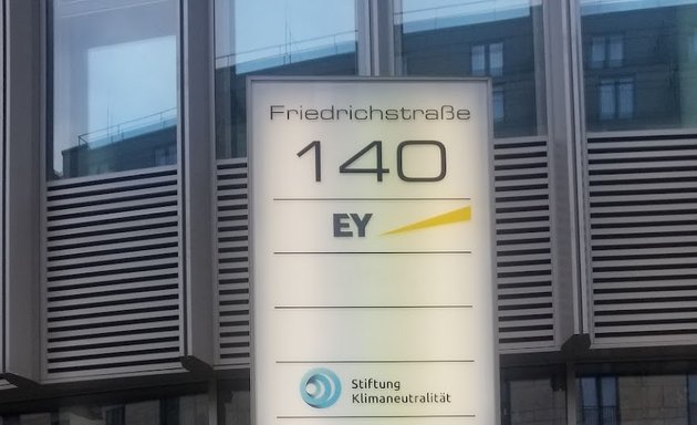 Foto von EY Law GmbH