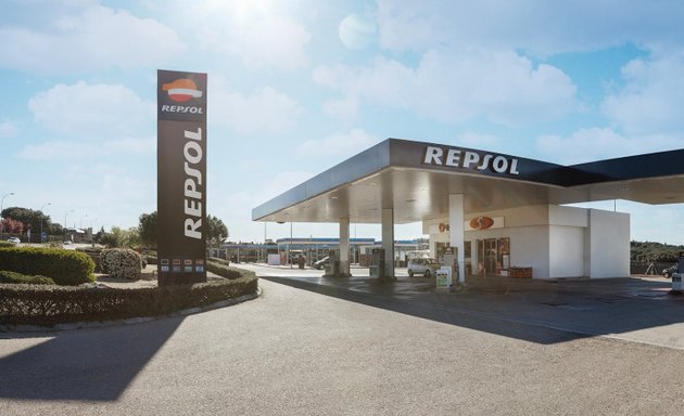 Foto de Estación de Servicio Repsol