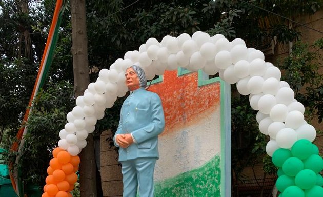 Photo of Dr APJ Abdul Kalam Statue