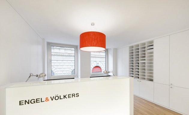 Foto von Engel & Völkers - Immobilienmakler München