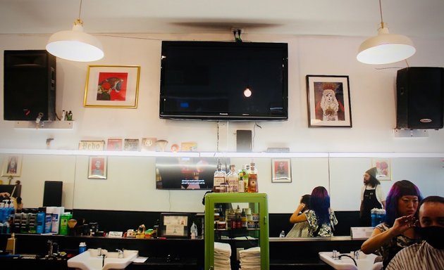 Photo of Barbershop Las Flores