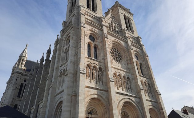 Photo de Basilique Saint-Donatien et Saint-Rogatien