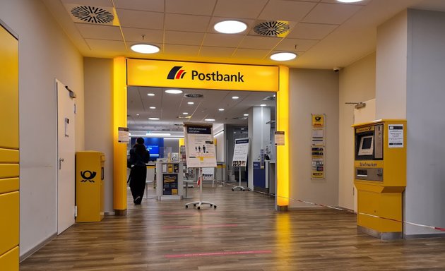 Foto von Postbank Filiale