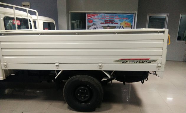 Photo of Mahindra Anant Cars