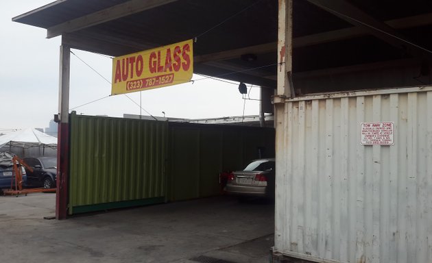 Photo of j&j Auto Glass