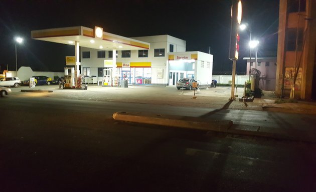 Photo of Shell Filling Station