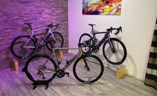 Foto von Bike1 Cycles Shop & Lab (Etudes Posturales)