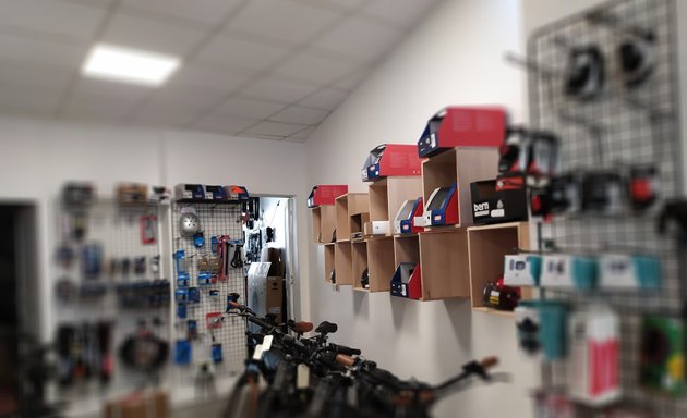 Photo de Les Nouveaux Cyclistes - Magasin Vélo à Paris