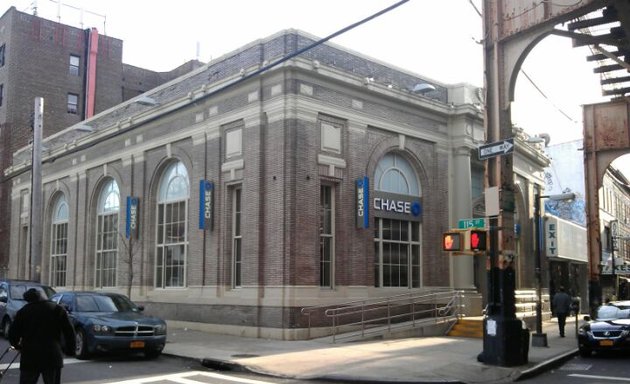 Photo of Chase Bank