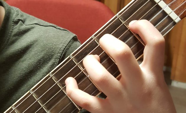 Photo of MUSAMUSE Music lessons, New offer! Classical guitar lessons for passionate students.