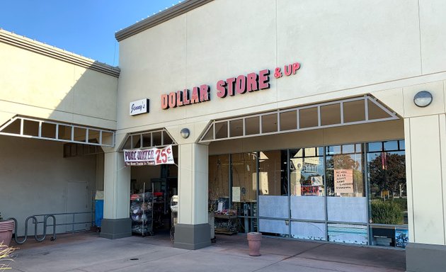 Photo of Jenny's Dollar Store