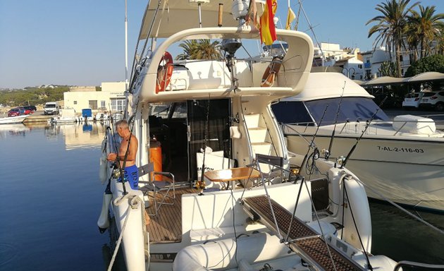 Foto de Luxury Yacht and Sport Fishing Alicante