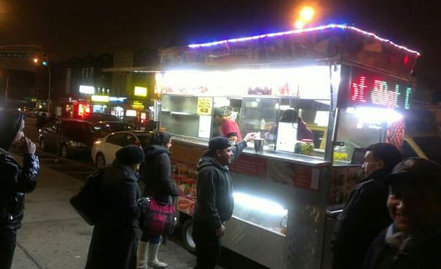 Photo of Middle Eastern Halal Food 69st