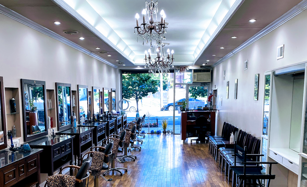 Photo of TONI ANDRI SALON - Bronx / Morris Park Ave