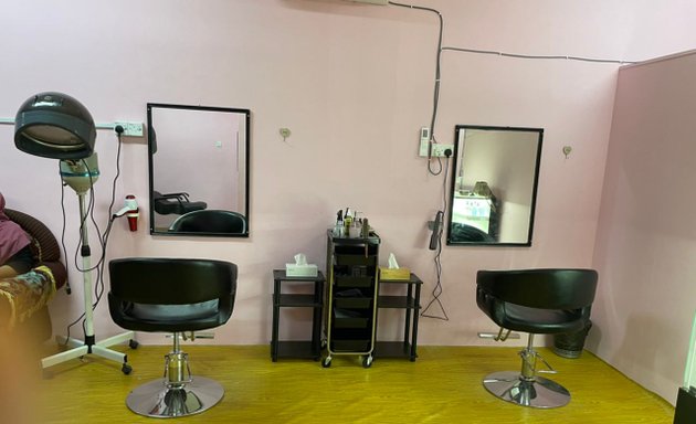 Photo of Dza Beauty & Saloon