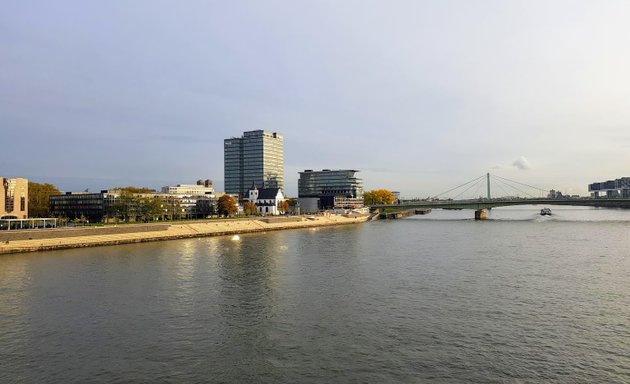 Foto von Rheinpromenade Köln-Deutz