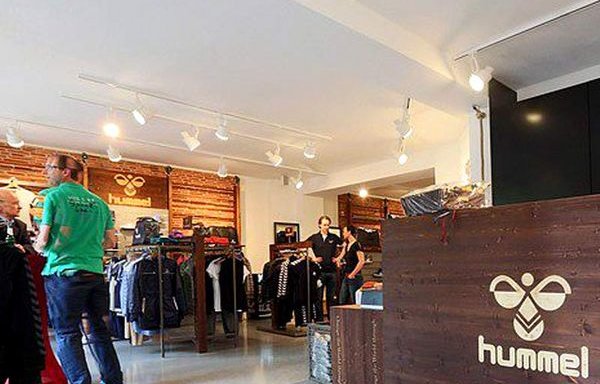 Foto von hummel Store Berlin