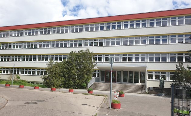 Foto von Lew-Tolstoi-Grundschule I Europaschule in Berlin-Karlshorst