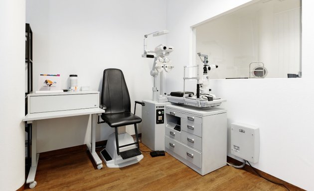Foto von Augenlaser-Klinik am Wittenbergplatz - Dr. Thomas Pahlitzsch - Lasermed