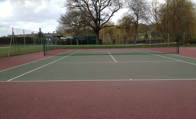 Photo of Oak Hill Park Tennis Court