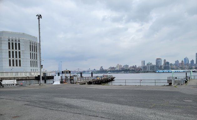 Photo of Pier 101 Kayak Dock