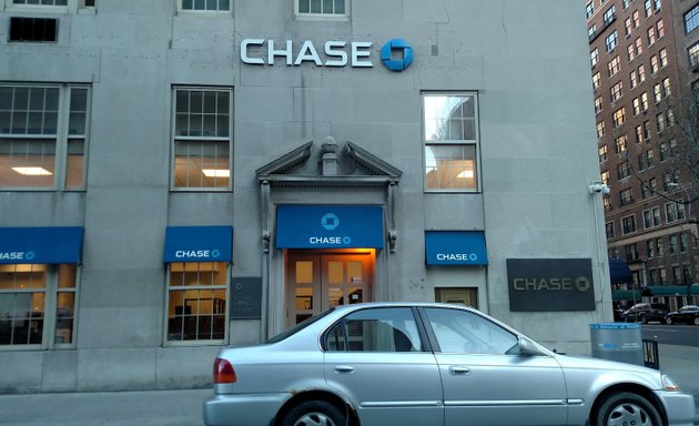 Photo of Chase Bank