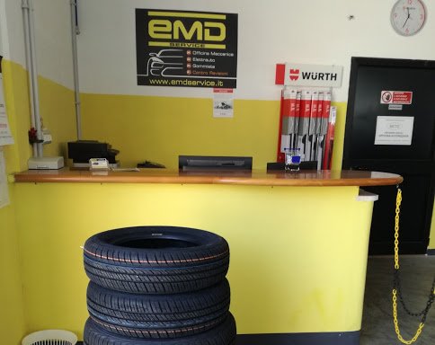 foto EMD Service - Centro Revisione Auto & Moto