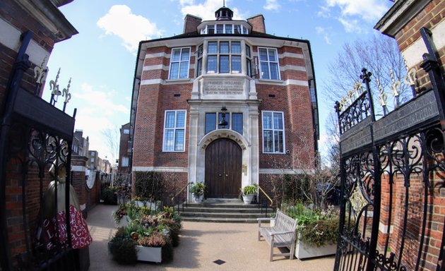 Photo of Francis Holland School, Regent's Park