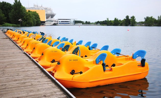 Photo of Éco Tours Montréal (Plage Parc Jean-Drapeau)