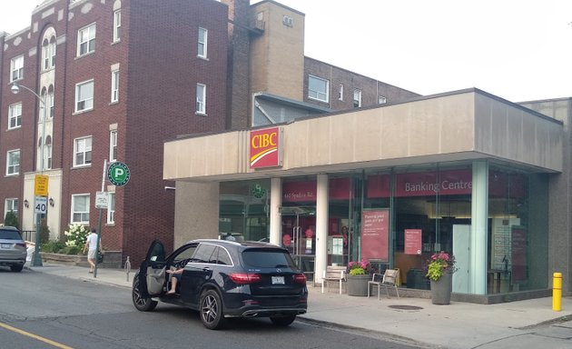 Photo of CIBC Branch with ATM