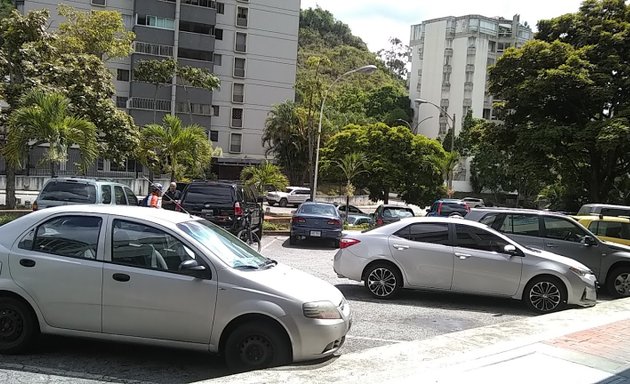 Foto de Estacionamiento Centro Comercial San Luis