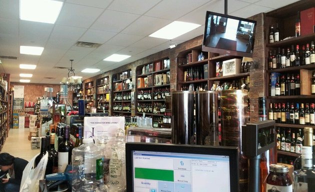 Photo of I & M Wines & Liquors Inc