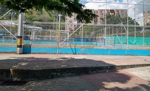 Foto de Cancha Sintética De Futbol Salado Parte Alta