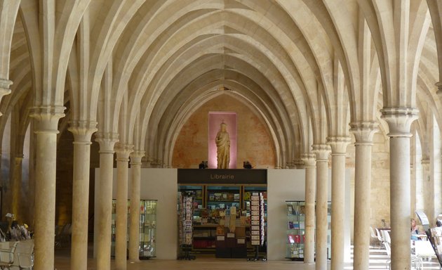 Photo de Librairie du Collège des Bernardins - La Procure